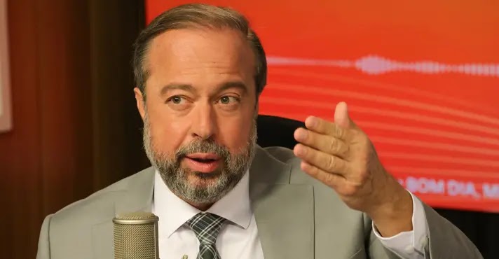 Entre a Falha Técnica e a Sombra do Racionamento, Governo Nega Risco Energético