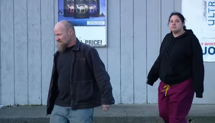 Eddie Nitschke e a namorada. (Foto: Reprodução/YouTube/KING 5 Seattle)