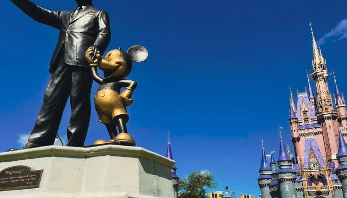 Magic Kingdom Park, Orlando, Flórida. (Foto: Jose Mizrahi/Unsplash)