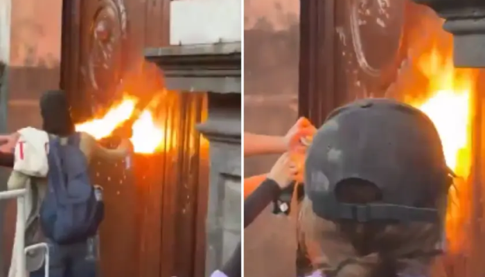 Vândalos tentam atear fogo à porta de igreja em Querétaro. (Captura de tela/Instagram/eltoro.tv)